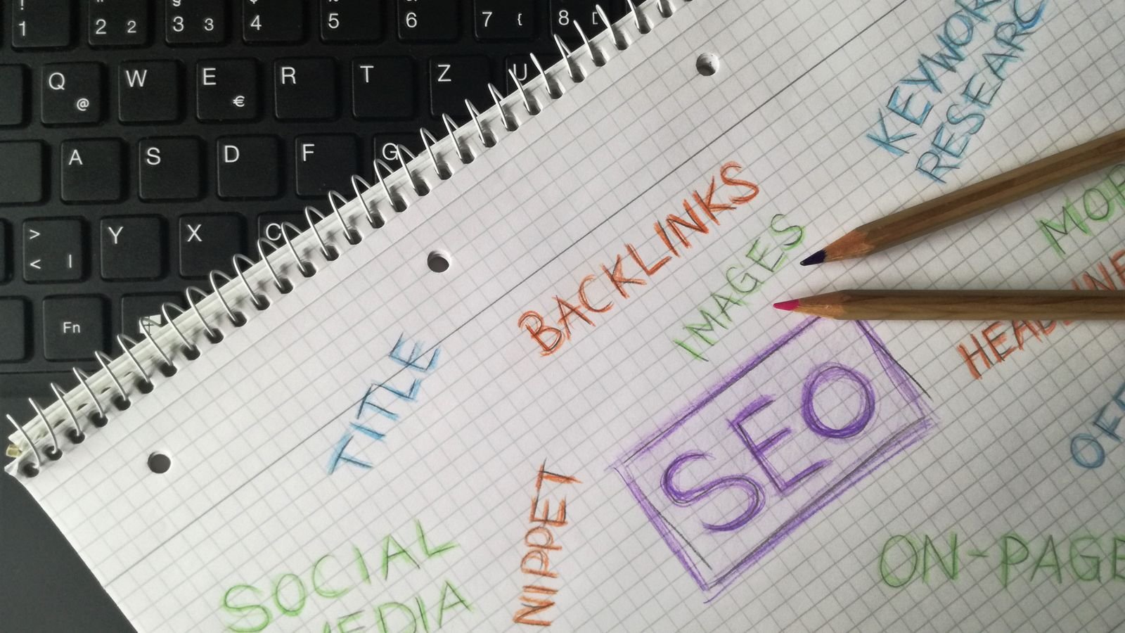 Rank Math vai Yoast SEO – kumpi kannattaa valita 2026?